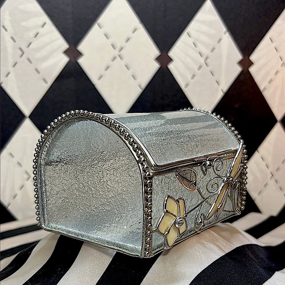 Tempered Glass Box with Floral & Dragonfly Design – Silver Accents - Picture 8 of 10